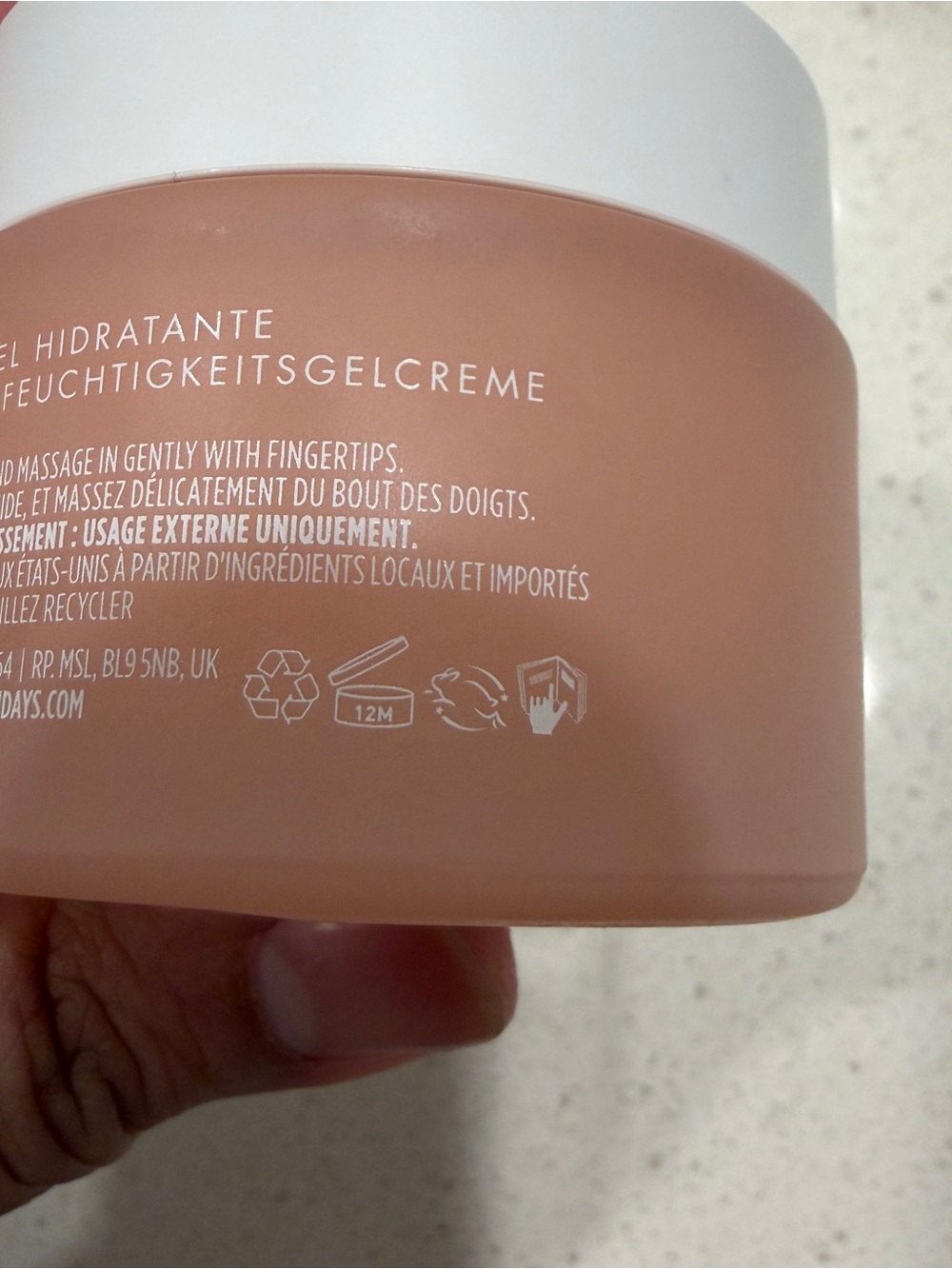 Like New Summer Fridays Cloud Dew Hydrating Gel Cream size 50 mL/1.7 fl oz - Picture 4 of 7
